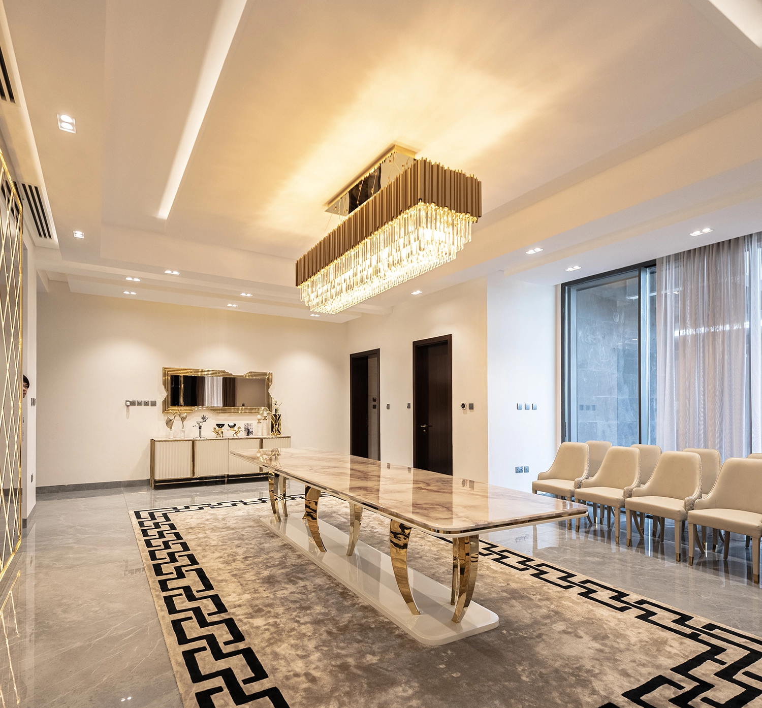 Marble dining table protected with surface film